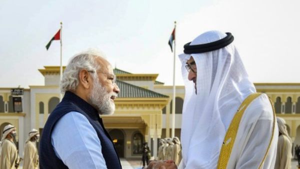 प्रोटोकॉल तोड़ PM मोदी को रिसीव करने पहुंचे शेख को देख उदास हुआ पाक, कहा- जब हम वहां जाते हैं तब...