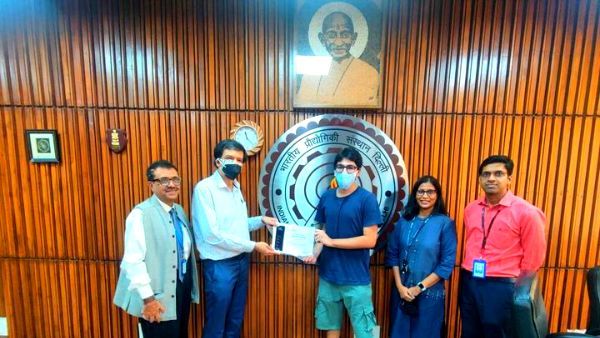 87 देश, 1 लाख ब्रिलिएंट छात्र, भारत के कलश ने सबको पछाड़ा और जीत ली सबसे मुश्किल कोडिंग प्रतियोगिता