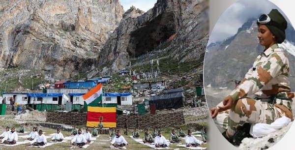 हजारों फीट ऊंचे श्री अमरनाथ के द्वार पर वीर सपूतों ने यूं किया योग, यात्रा से पहले बादल भी साफ हुए