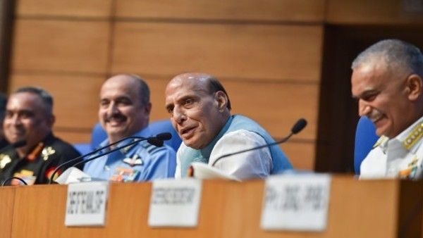 रक्षा मंत्रालय का अहम कदम, सशस्त्र बलों के पूंजीगत खरीद, प्रदर्शन और दक्षता की ऑडिट करेगा शीर्ष पैनल