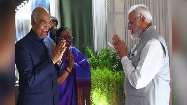 रिटायर होने के बाद पूर्व राष्ट्रपति को मिलती हैं क्या-क्या सुविधाएं और वेतन
