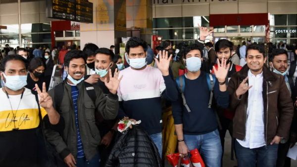 यूक्रेन-चीन से लौटे मेडिकल स्टूडेंट्स को बडी राहत, इस शर्त पर मिलेगी FMG एग्जाम में एंट्री