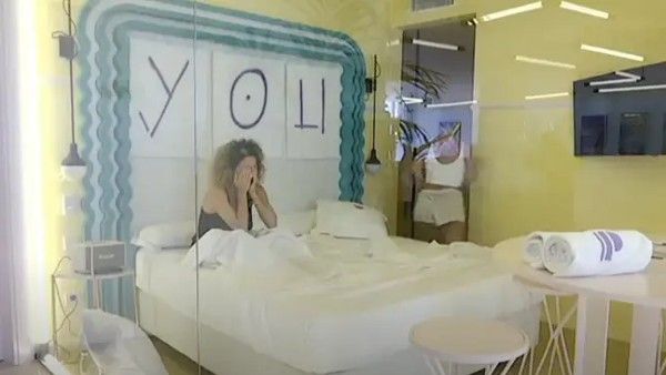 'ये क्या बना दिया भाई'? इस होटल की दीवारों से दिखता है आर-पार, फ्री में मिलता है स्पेशल कमरा