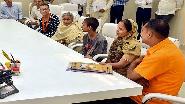 'तुमको भी पति के पास पहुंचा देंगे', उदयपुर हत्याकांड के बीच कमलेश तिवारी की पत्नी को मिली धमकी