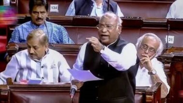 सोनिया गांधी पर पीयूष गोयल और निर्मला सीतारमण की टिप्पणी हटाई जाए- खड़गे ने RS सभापति को लिखा पत्र