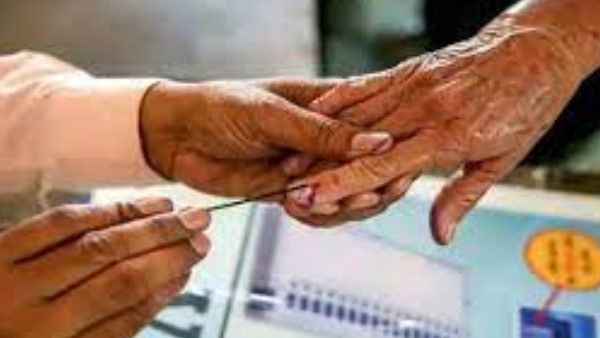 MP Panchayat Chunav Highlights: तीसरे चरण के लिए मतदान खत्म, CM शिवराज ने भी डाला वोट