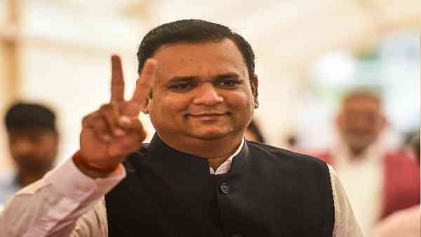 कौन हैं Rahul Narvekar ? भारी मतों से महाराष्ट्र विधानसभा के स्पीकर चुने गए बीजेपी MLA