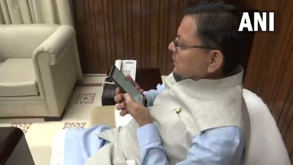 अमरनाथ में फंसे उत्तराखंड के लोगों को रेस्क्यू करने के लिए सीएम ने संभाली कमान, यात्रियों से की फोन पर बात