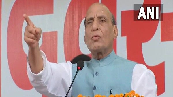 चीन पर बोले रक्षा मंत्री राजनाथ सिंह- पंडित नेहरू की मंशा पर सवाल नहीं उठाऊंगा, नीति खराब हो सकती है नीयत नहीं