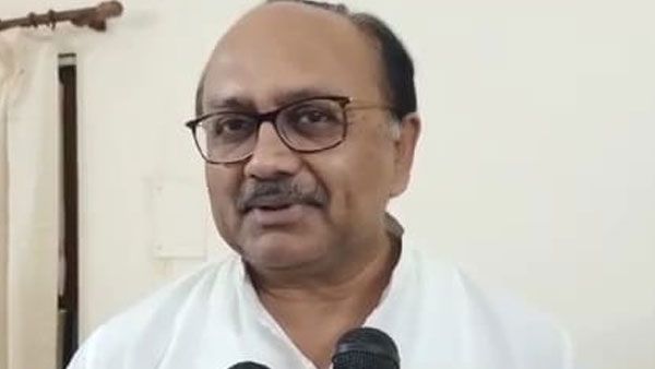 अखिलेश यादव के साथ हुए गठबंधन का अंत तलाक से होता है- सिद्धार्थ नाथ सिंह