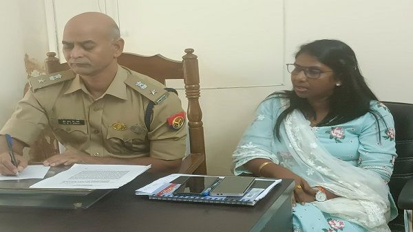 गोरखरपुर: शहर के 19 रुटों पर दौड़ेगी ई- रिक्शा,एसपी ट्रैफिक व आरटीओं ने कहा- रुल तोड़ने पर होगी सख्त कार्रवाई