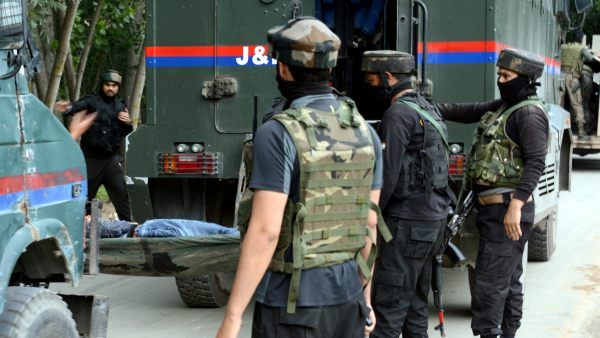 JK Active Terrorists : 82 विदेशी आतंकियों समेत 141 दहशतगर्द सक्रिय, पीओके लॉन्चपैड पर 200 आतंकी