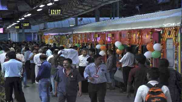Indian Railways:वरिष्ठ नागरिकों को वापस मिल सकती है रियायत, इन शर्तों के साथ