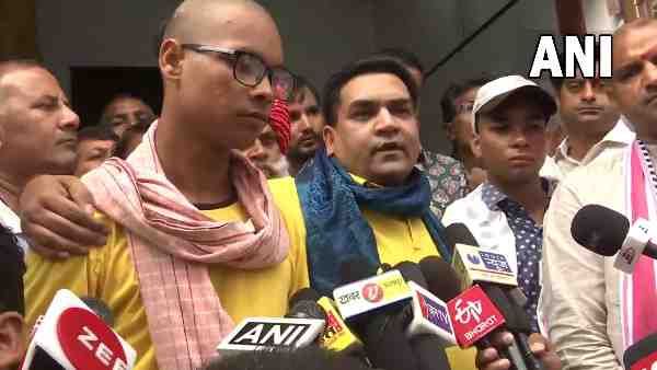 कन्हैया लाल के परिजनों से मिले BJP नेता कपिल मिश्रा, बोले- अभी तक जुटाए 1 करोड़ 70 लाख रुपए