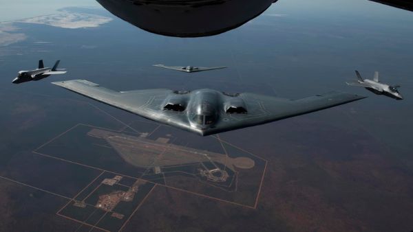 B-21 Jet: भारत के पार्टनर ने बनाया सबसे शक्तिशाली स्टील्थ बॉम्बर, पूरी दुनिया में अब तक नहीं है ऐसा फाइटर जेट