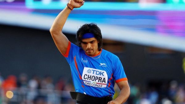 Neeraj Chopra की जीत के बाद जश्न में डूबा देश, सोशल मीडिया पर लगा बधाइयों का तांता; PM मोदी ने कहा…