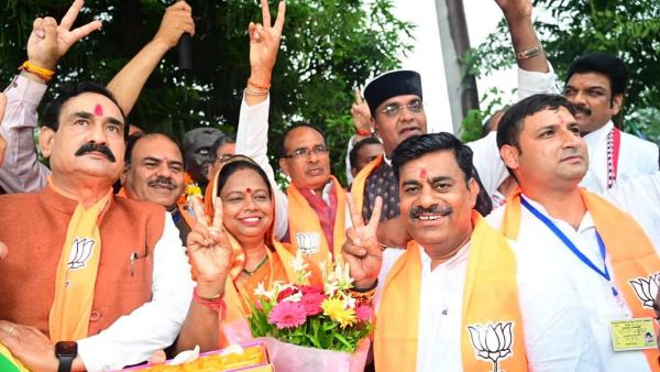 भाजपा की साधारण कार्यकर्ता मालती राय बनी भोपाल की महापौर, CM शिवराज ने मिलकर दी बधाई