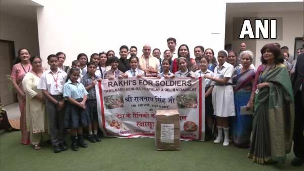 Rakshabandhan : सरहदों पर मुस्तैद सैनिक भी मनाएंगे त्योहार, स्कूली बच्चों ने भेजी सौगात