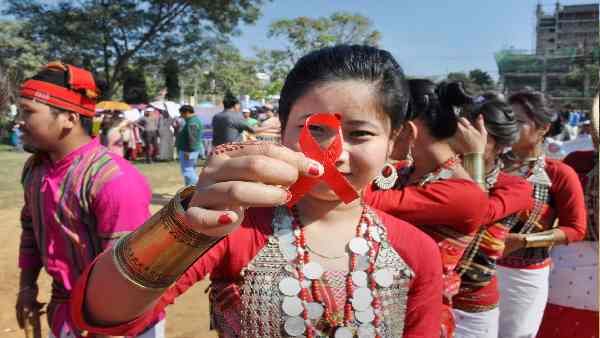 AIDS Day: एड्स के प्रति जागरुकता से ही संभव है इसकी रोकथाम