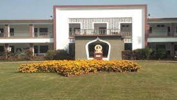 गोरखपुर न्यूज: जानिए चिकित्सा की इस पद्धति के बारे में जहां बिना दवा के होता है रोगों का इलाज