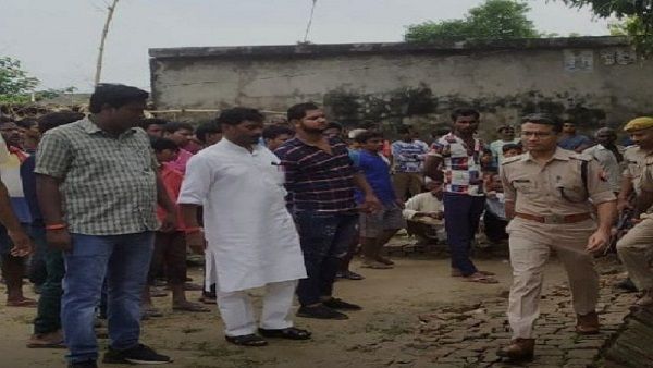 Deoria: ऐसा क्या हुआ जो चाचा-भतीजे ने ले ली एक-दूसरे की जान,जानिए पूरा मामला