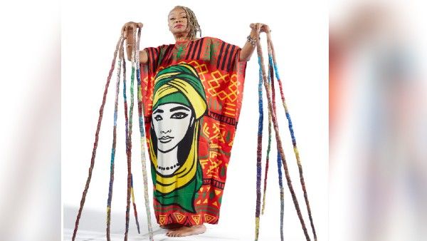 25 सालों से नहीं कटवाए अपने नाखून, लंबाई BUS से भी ज्‍यादा, एक हादसे के बाद खाई कसम