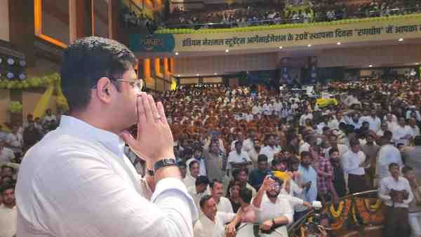 हरियाणा सरकार ने जिंद के उचाना खुर्द गोशाला को दिया तोहफा, सोलर लाइट से जगमगाएगा इलाका