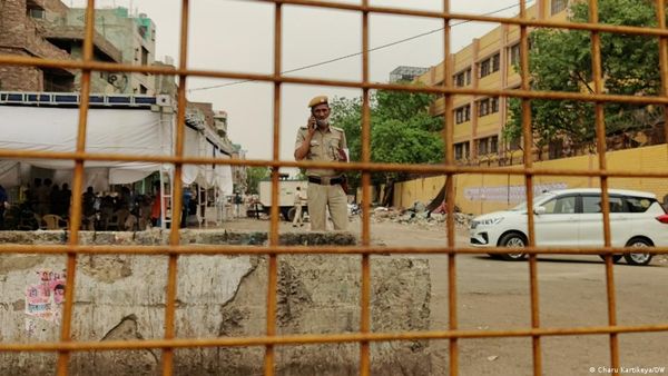 अब हेड कांस्टेबल तक ले सकेगा रेटिना स्कैन जैसा निजी डाटा