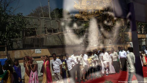 विश्वविद्यालयों में नहीं मिल रहा वंचित वर्गों को मौका