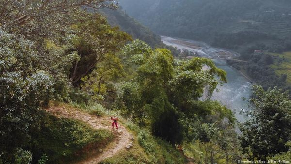 नेपाल ने चीनी कंपनी से तोड़ा करार, भारत करेगा काम पूरा