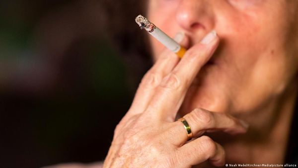 कैंसर के लिए काफी हद तक आदतें जिम्मेदार