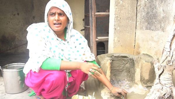 'हर-हर शंभू' गाने वाली फरमानी ने धमकियों से डरकर छोड़ा मुस्लिम धर्म?  फेसबुक पर वीडियो शेयर कर बताया सच