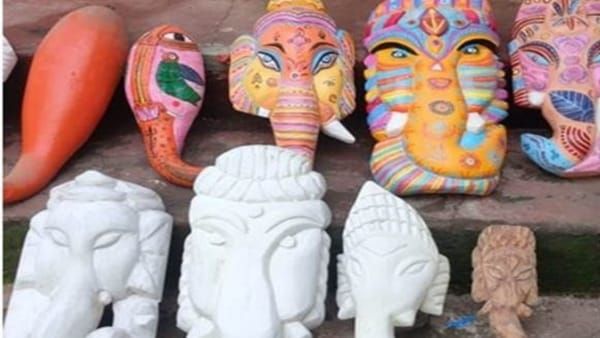 Ganesh Chaturthi 2022 बांस और सुखी लौकी से बनाए गए 'इको-फ्रेंडली' गणेश, देखें तस्वीरें