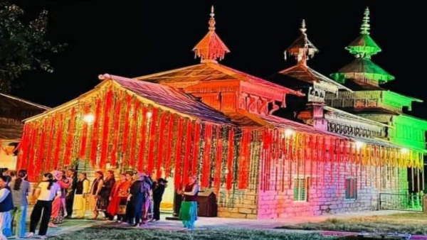उत्तराखंड में न्याय के देवता के मंदिर में श्रद्धालुओं का जागड़ा, शाही स्नान के लिए निकली पालकी