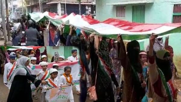 मुंगेर: शहर में निकाली गई 100 मीटर लंबी तिरंगा यात्रा, लोगों ने कहा महिलाओं के जज़्बे को सलाम