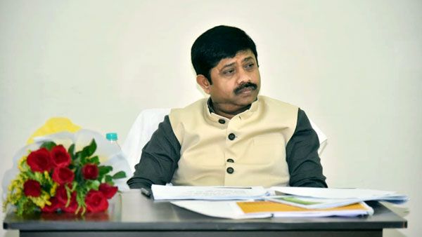 अखिलेश ने समाजवादी को बना दिया समाप्तवादी, पप्पू और टीपू एक जैसे हैं - मंत्री नंद गोपाल नंदी