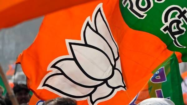 इंडिया गेट से: संगठनात्मक बदलाव के दौर से गुजर रही भाजपा