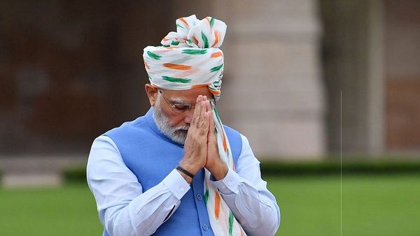 लाल किले से पीएम मोदी ने खास तिरंगे रंग का साफा पहन दिया भाषण, दिया एकता का संदेश
