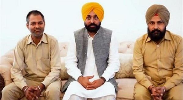 ईमानदारी को सम्‍मान: लाखों रुपए वापस करने वाले PRTC कर्मचारियों को पंजाब CM मान ने सराहा