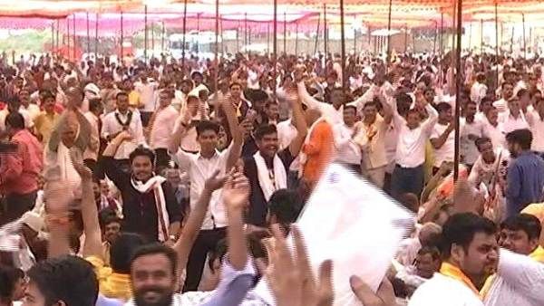 श्रीकांत मामला: नोएडा में त्यागी समाज की विशाल रैली, सांसद महेश शर्मा के खिलाफ जमकर नारेबाजी