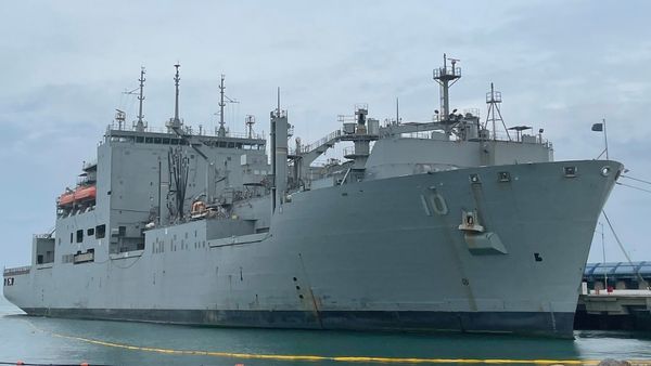 ताइवान संकट के बीच पहली बार भारतीय शिपयार्ड पर पहुंचा अमेरिकी युद्धपोत, भारत ने कहा, 'रेड लेटर डे'