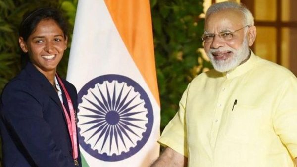 PM मोदी से हुई मुलाकात पर भावुक हुईं हरमनप्रीत कौर, कहा- आज पूरा देश हमारे साथ खड़ा है