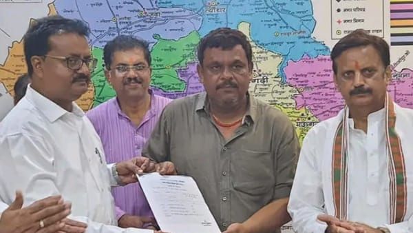Rewa: महापौर चुनाव हारने के बाद BJP का अध्यक्ष पद पर कब्जा, वेंकटेश पांडेय स्पीकर चुने गए
