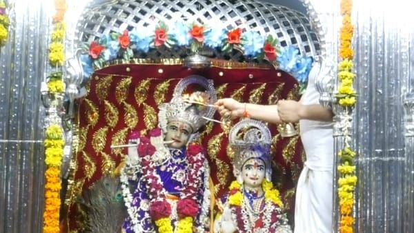 MP में जन्माष्टमी का उल्लास, श्री कृष्ण मंदिरों में दर्शन के लिए लगा श्रद्धालुओं का तांता