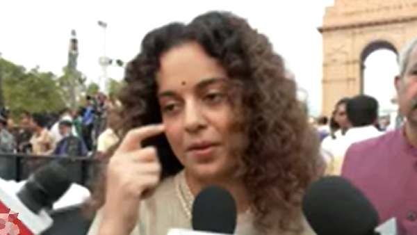 कर्तव्यपथ पर जाकर डंके की चोट पर बोलीं कंगना- मैं गांधीवादी नहीं हूं