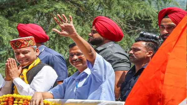 हिमाचल में कांग्रेस का खेल बिगाड़ेगी AAP या BJP के डबल इंजन का तेल निकाल देगी ? जानिए