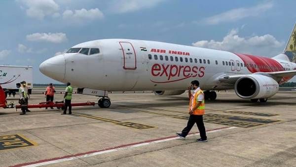 मस्कट एयरपोर्ट पर Air India Express के विमान में लगी आग, समय रहते सभी यात्रियों को निकाला सुरक्षित