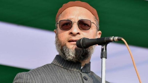 असदुद्दीन ओवैसी के दावे को श्रीनगर पुलिस ने किया खारिज, कहा- जामिया मस्जिद पूरी तरह से खुली है
