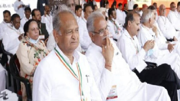 Halla Bol Rally: भाजपा पर भड़के सीएम अशोक गहलोत, कहा- 'BJP में चुनाव होते कभी सुना है?'