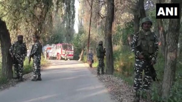 ग्रेनेड ब्लास्ट से दो गैर कश्मीरी मजदूरों की हत्या करने वाला आतंकी इमरान बशीर ढेर